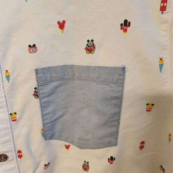 Disney button up shirt size L - Picture 7 of 8